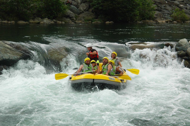 Çoruh Nehrinde Rafting ve Doğa Yürüyüşü